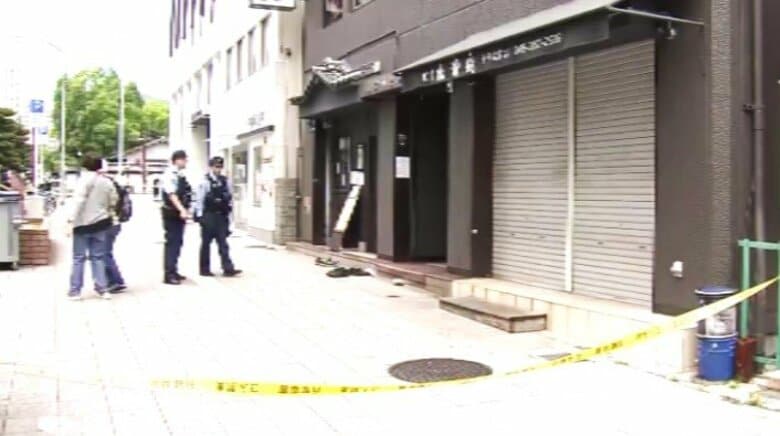 【速報】神戸のビルで70代ぐらいの男が50代ぐらいの男性刺す　現場から逃走も　警察が身柄を確保｜FNNプライムオンライン