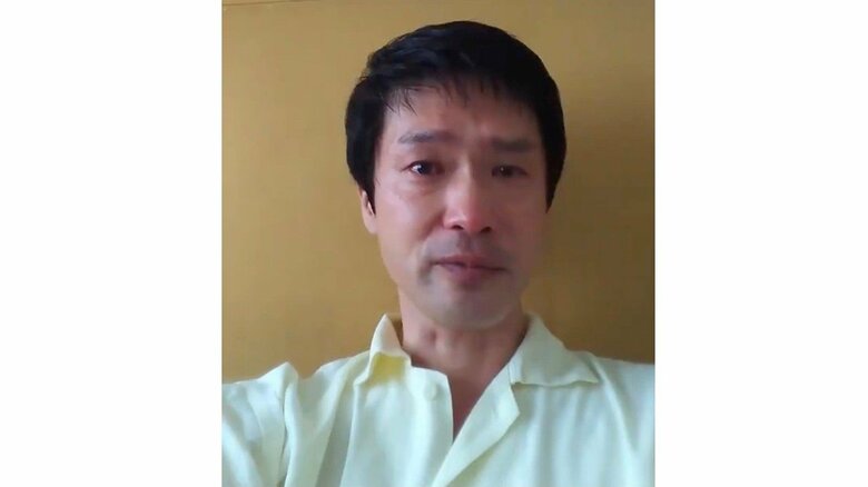 ツイッターで病室から症状を報告（小川氏のツイッター動画投稿より）