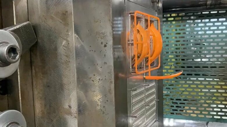 寿司プラモのために専用の金型を作ってしまった