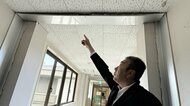 天井や壁が剥がれ落ちたり窓ガラス割れる被害　町営住宅では玄関ドア開かなくなる被害も　岩手県内で震度5強観測