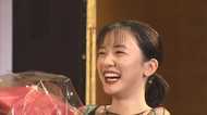 新人賞は半分「半分、青い。」 永野芽郁 シースルードレス褒められ「回って帰ります!」