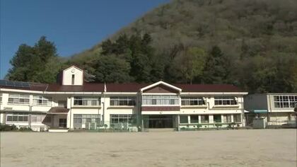 高梁市の小学校で新入生１人の入学式　市全体でも新入生９４人　”令和生まれの新１年生”【岡山】