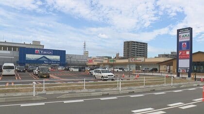 富山市に「アクロスプラザ富山掛尾」が完成　県内・市内初出店など4店舗が18日から順次オープン　平和堂が手掛ける食品スーパーや家具・インテリアも揃えたヤマダデンキなど