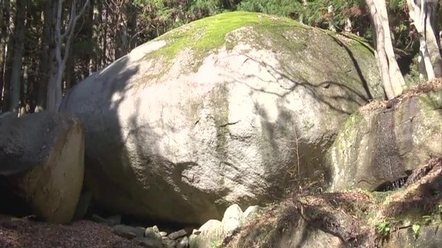 阿武隈山系は花こう岩が多いという