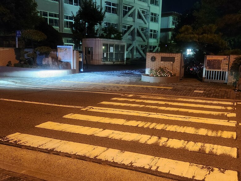 【速報】小学校校門前で女児が車にはねられ重体で搬送 運転手を現行犯逮捕 広島｜FNNプライムオンライン