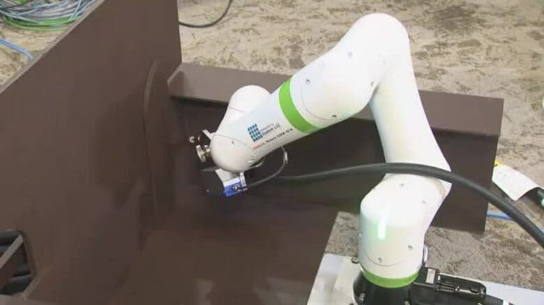 愛媛が日本一の造船業に助っ人　松山の企業が「自動溶接ロボット」開発　職人の人手不足で開発【愛媛】｜FNNプライムオンライン