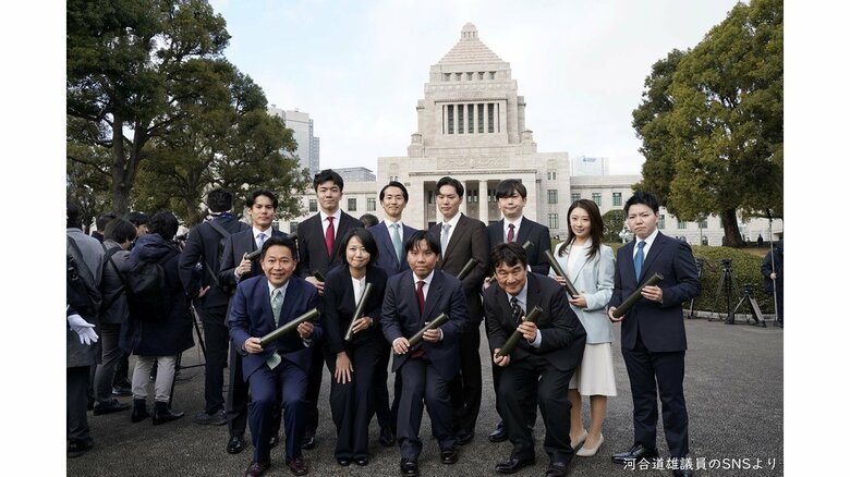 「教育はテクノロジーでオーダーメイドへ」チームみらい河合議員が描く次の学びのカタチ｜FNNプライムオンライン