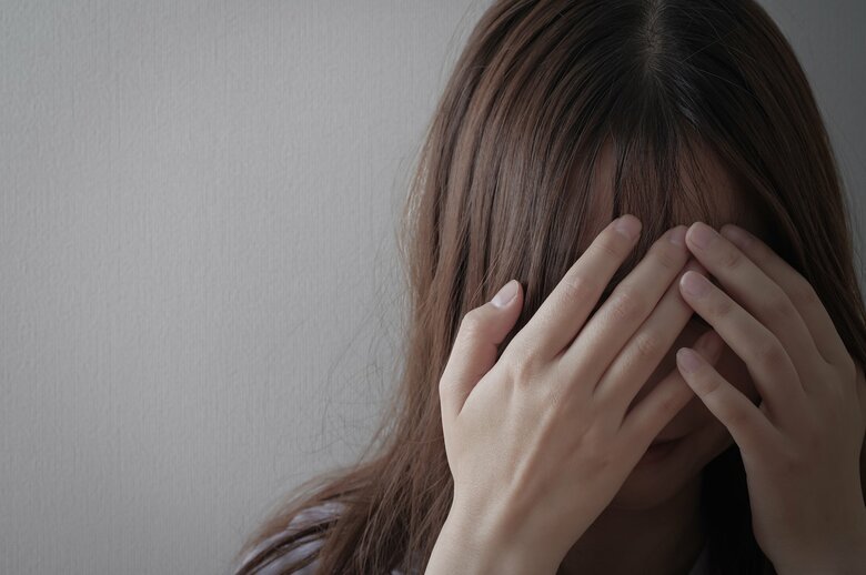 「下着が見えちゃうよ」「体型良いね」元同僚に性的発言や“ちゃん付け”呼び…繰り返された言動をセクハラ認定　裁判所が慰謝料を命じた背景｜FNNプライムオンライン