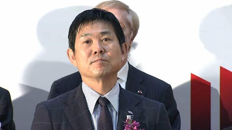 サッカー日本代表　森保一監督