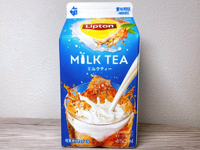 色鉛筆イラストのパッケージ（編集部撮影）