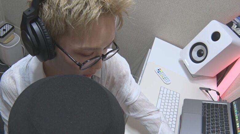 ヒョクは1VERSEの楽曲の作詞・作曲も行う