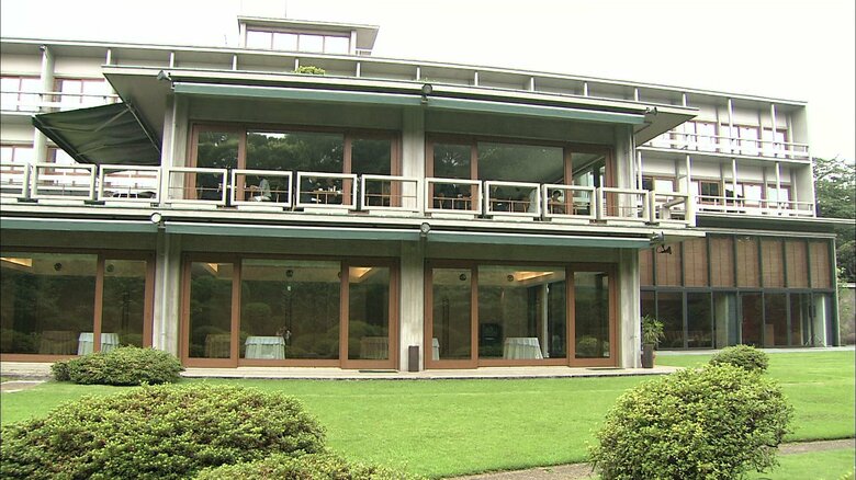 2007年4月　天覧歌舞伎120周年記念公演が行われた井上馨邸跡地にある国際文化会館