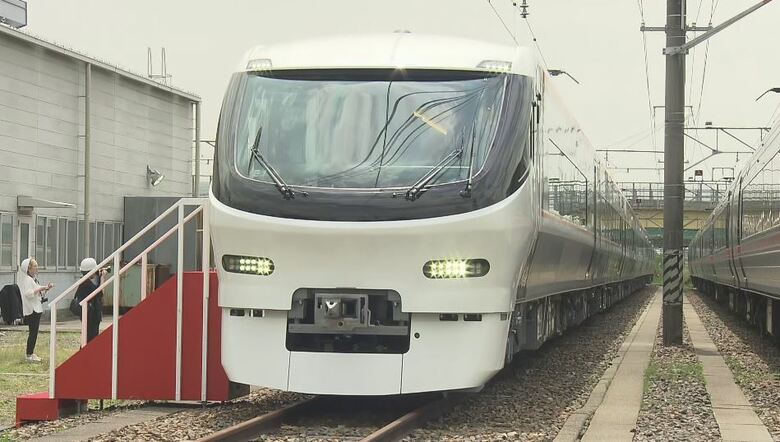 新型車両「385系」