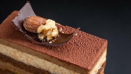 ケーキや和菓子店の倒産が過去最多　理由は物価高や人手不足　円安の影響や贈答品需要落ち込みも