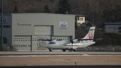 【なぜエンジン止まった？】15～16日も8便欠航決定で約270人に影響…札幌発のプロペラ機が函館空港に”緊急着陸”したトラブルから2日＿14日から運輸安全委員会の調査も＿北海道函館市