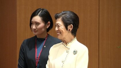 高円宮妃久子さま 「医者を呼んでくるのと同じ気持ちで使って」　AED推進フォーラムで伝えられた思い