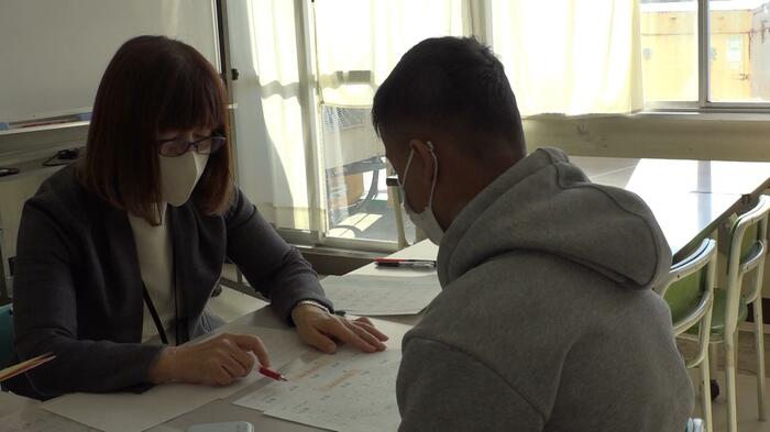 横浜市立東小学校では日本語指導が必要な児童が現在約60人にのぼる