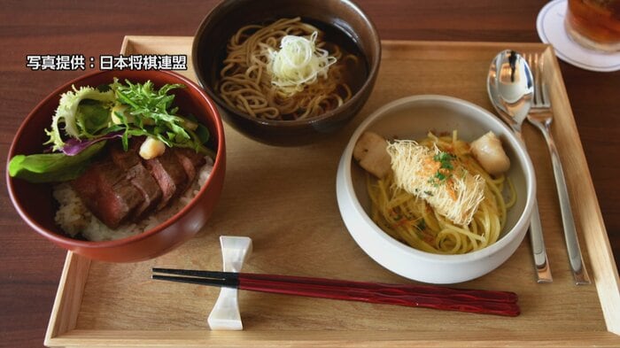 服部七段の昼食