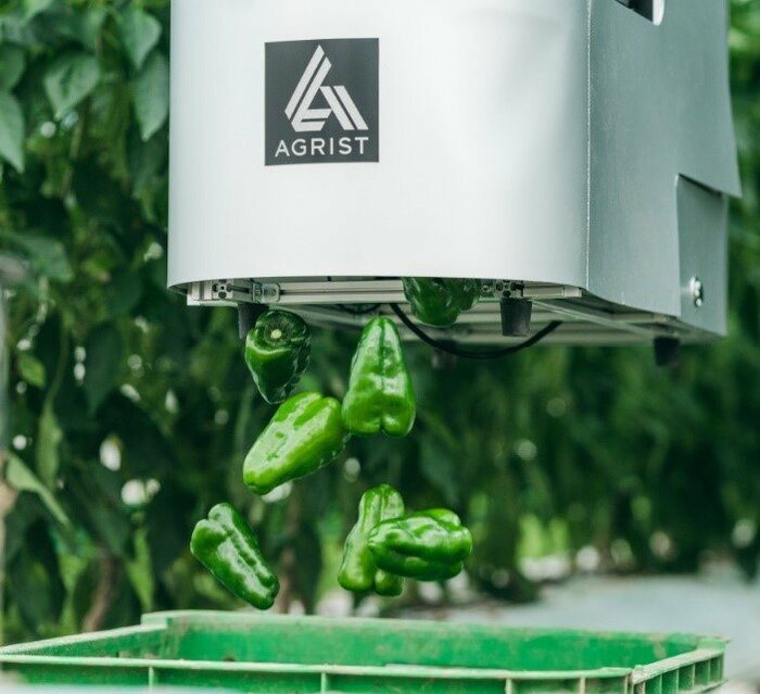 AGRISTの自動収穫ロボット