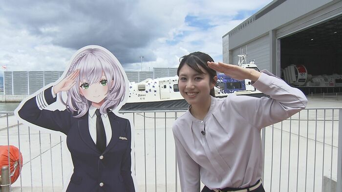 船長姿の白銀ノエルさんのパネル