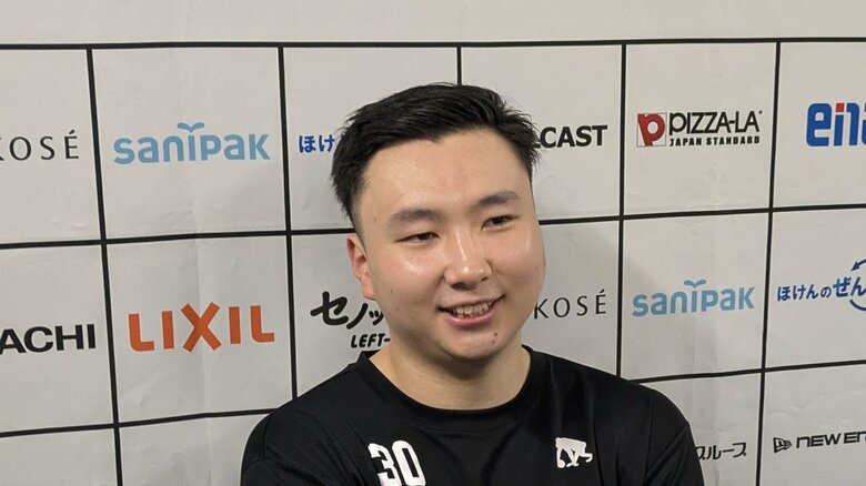 【レバンガ北海道】「これくらい決めてくるよな」富永啓生、相手を翻弄する「ジレンマ」の得点力｜FNNプライムオンライン