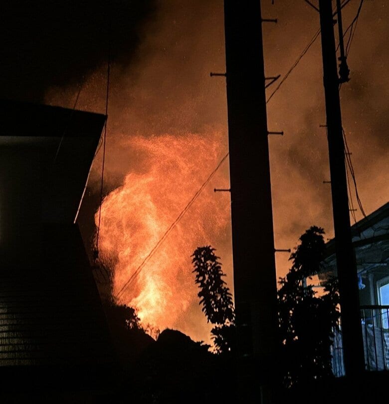 下関市の寺院で火事　焼け跡から2人の遺体　5人と連絡取れず　女性から「助けて」と通報　山口｜FNNプライムオンライン