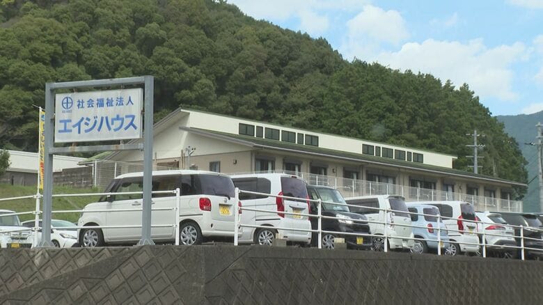 介助中に髪つかみ揺さぶる等…特別養護老人ホームで入居者への虐待2件「認識あったが通報するまでのものでないと」｜FNNプライムオンライン