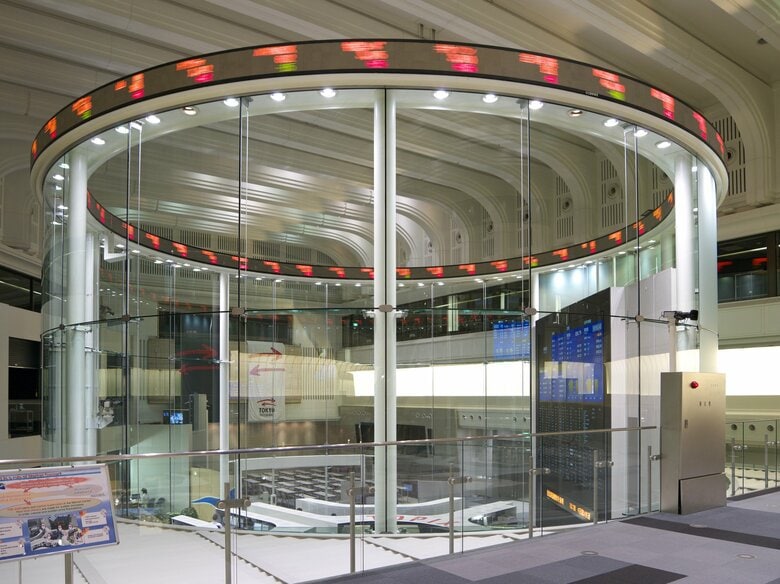 日経平均株価が取引時間中の最高値更新…一時5万2600円超え｜FNNプライムオンライン