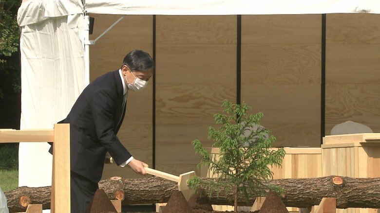 陛下は、全国植樹祭にもオンラインで出席された(2021年5月)
