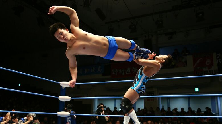 弟・亮生選手のデビュー当時(提供:全日本プロレス)