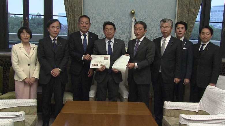 議運委員長の元への報告(11月2日)
