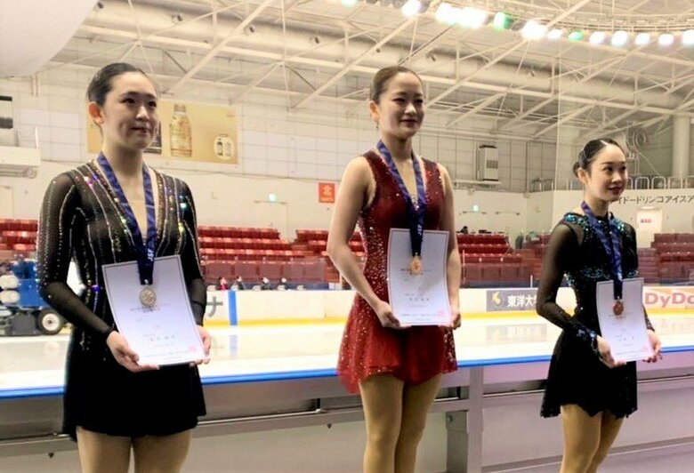 シニア女子の表彰式