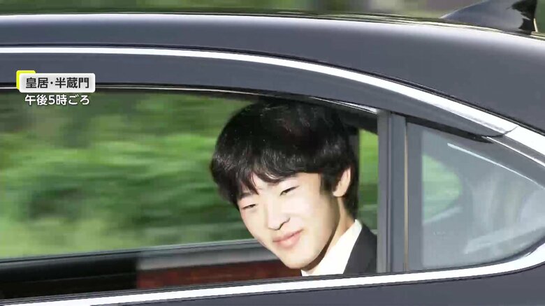 天皇皇后両陛下のもとへ向かわれる悠仁さま（9月6日午後5時ごろ）