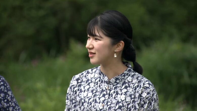 今年もかりゆし姿で…那須御用邸を散策される天皇皇后両陛下と愛子さま（7月15日）