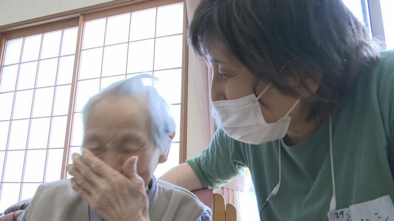 102歳の東山さんにも笑顔が戻る