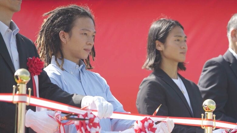 平野歩夢選手と弟・海祝選手