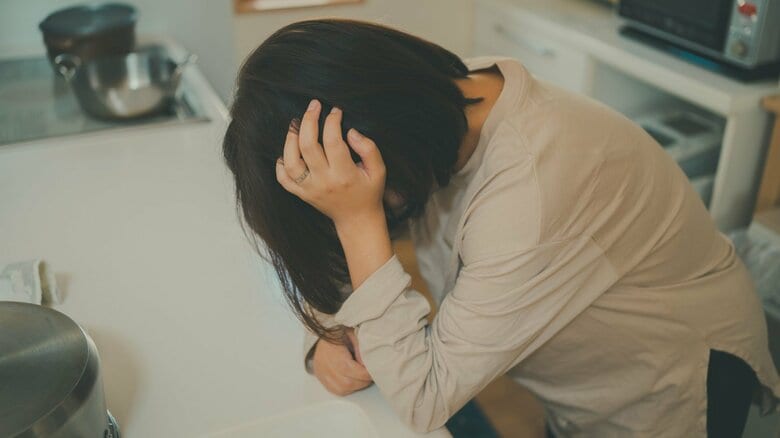 浮気を疑われ、夫、子供が通う学校に相談する事態に（画像はイメージ）