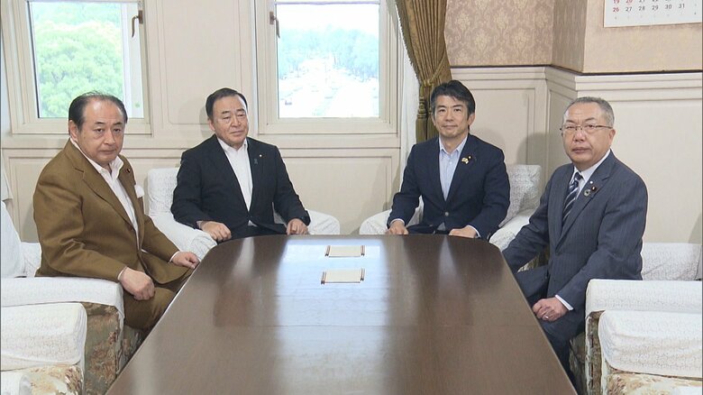 会期延長の決定に先立つ自民・中道の国対委員長会談
