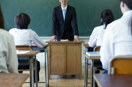 わいせつ教員に再び免許を与えてはいけない　専門家が語る再発防止治療の難しさ