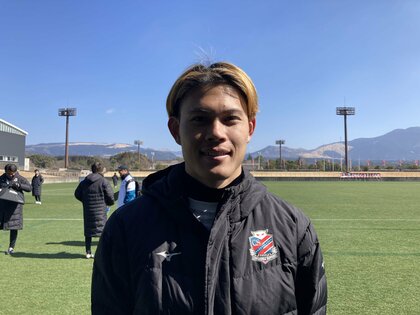 【コンサドーレ】「チームがうまくいっていない時のほうが、”英雄感”は出る」開幕戦は無念のメンバー外…中島大嘉がトレーニングマッチで1ゴール 抜群のコンディション見せ第2節メンバー入りへ猛アピール