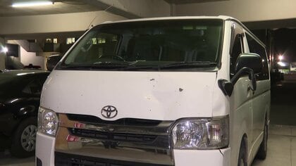 自転車に乗った小学生2人がワンボックスカーにはねられ8歳男児1人死亡　自称・会社役員の53歳男を現行犯逮捕