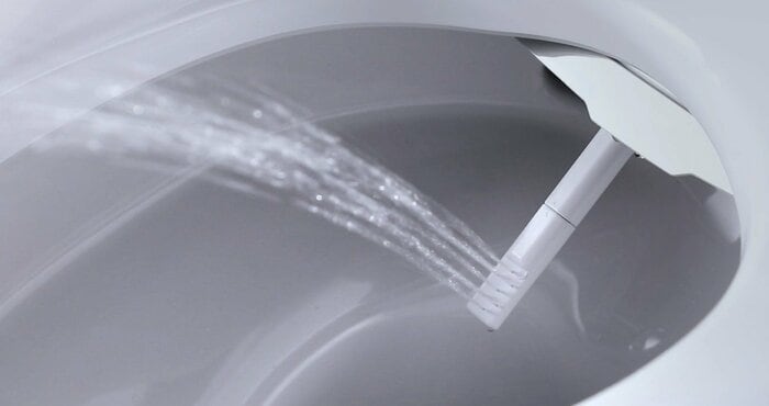 おしり洗浄時の汚れの跳ね返りなどを気にせず使用できるINAXの「レディスノズル」