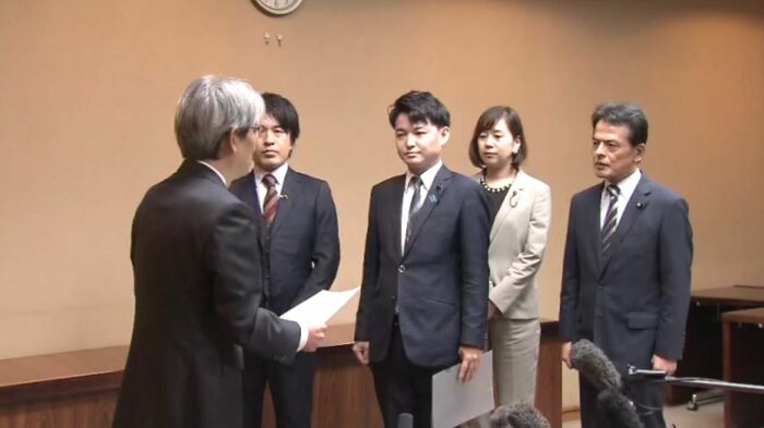 斎藤知事に「辞職」と「出直し選挙」を申し入れた維新