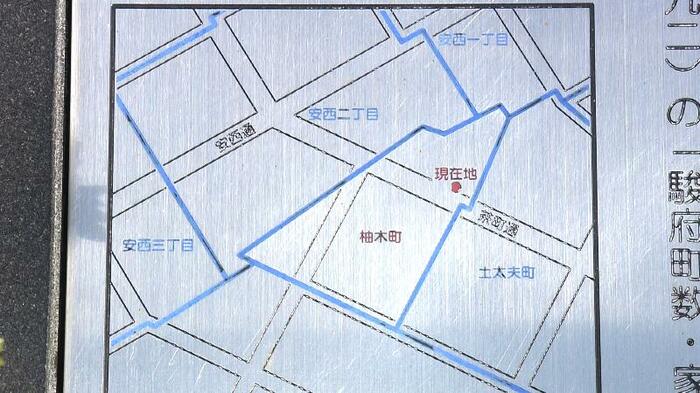 町名碑に記された地図