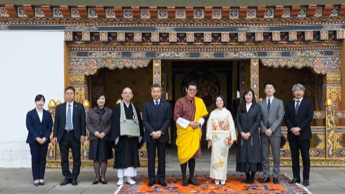 ワンチュク国王Instagramより