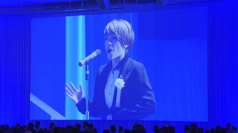 自民党大会に登場した今井絵理子氏（2016年3月）