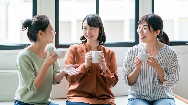 保護者は会に参加するごとに明るくなるという（イメージ）