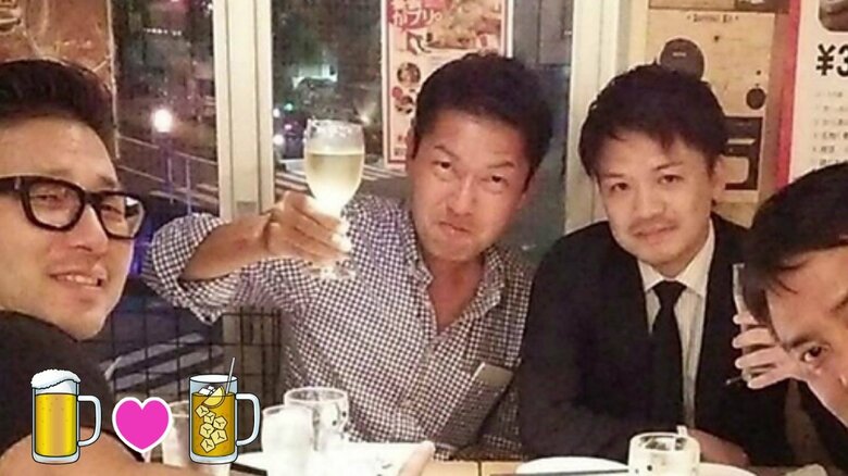 以前はよく飲んでいたという林 俊孝さん（左から2人目）