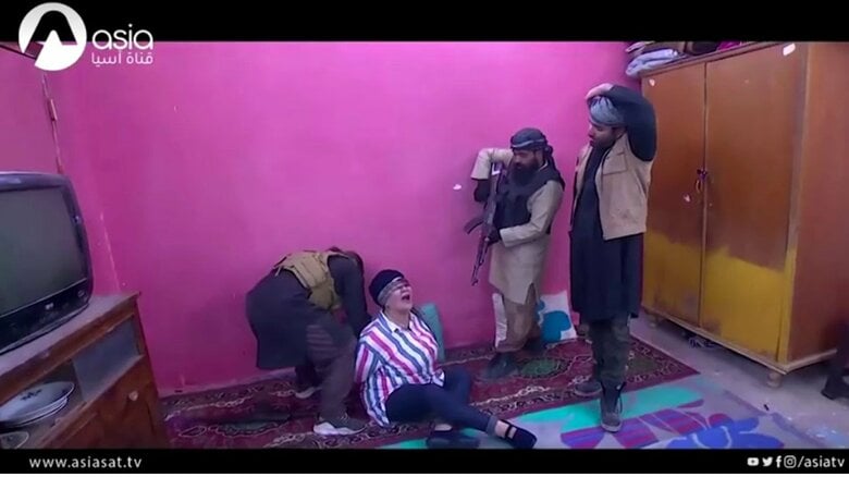 女優が失神したドッキリ番組の一場面（ロイター配信映像より）