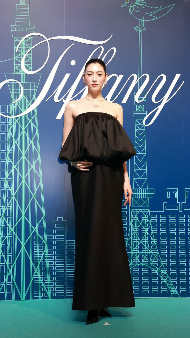 三吉彩花さん